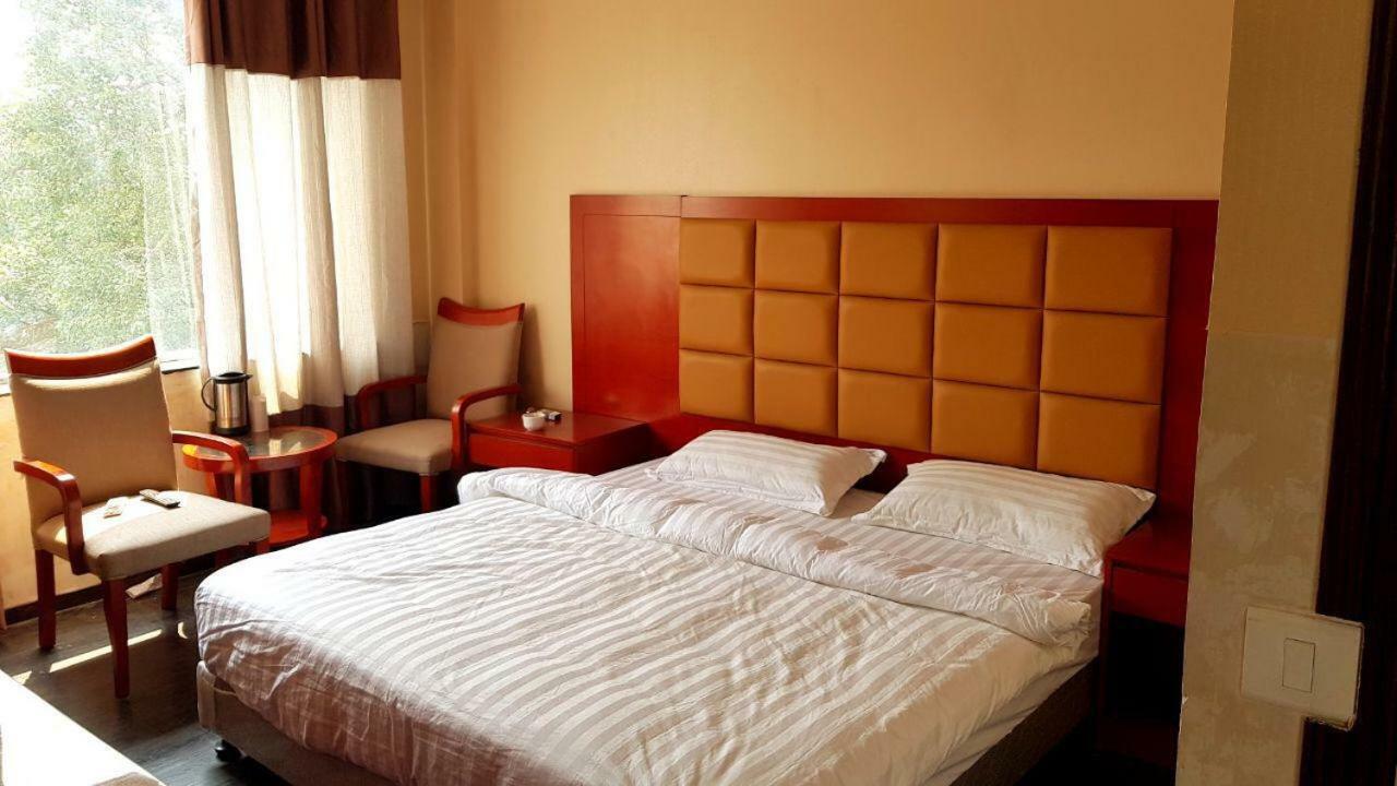 Hotel Blue Lagoon Haridwar Exterior photo
